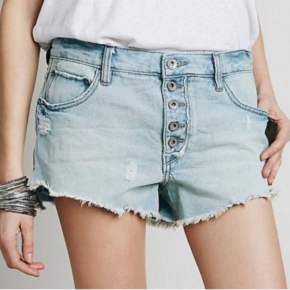 Free People Distressed Button Fly Denim Shorts W26